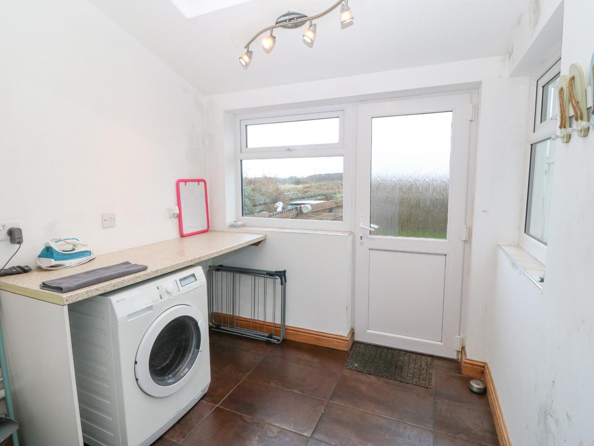 Coed Llai Vila Holyhead Exterior foto
